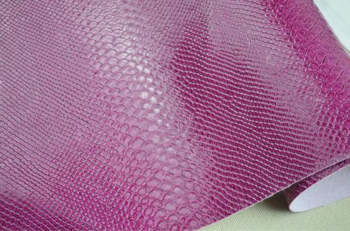 蟒蛇皮 蛇纹pvc皮革人造革 双色高光 箱包 包装材料 厂家现货